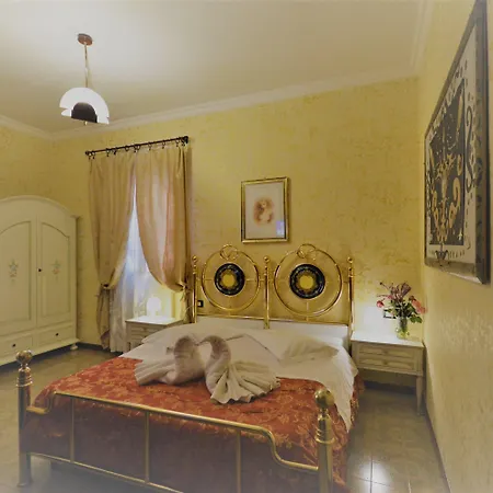 Alexis Hotel