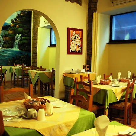 ホテル アレクシス