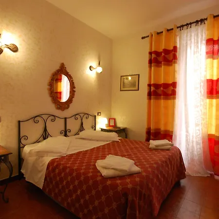 Alexis Hotel